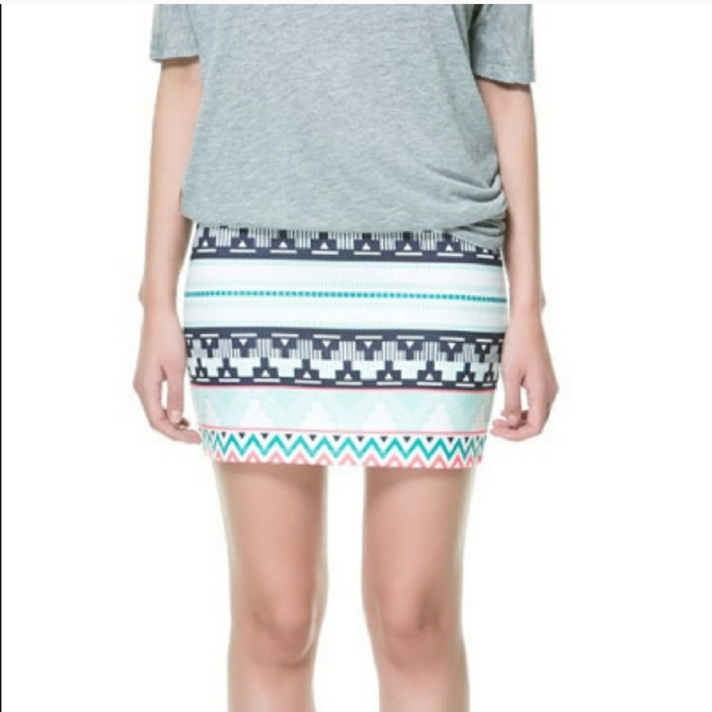ZARA trafaluc Tribal Mini - Medium